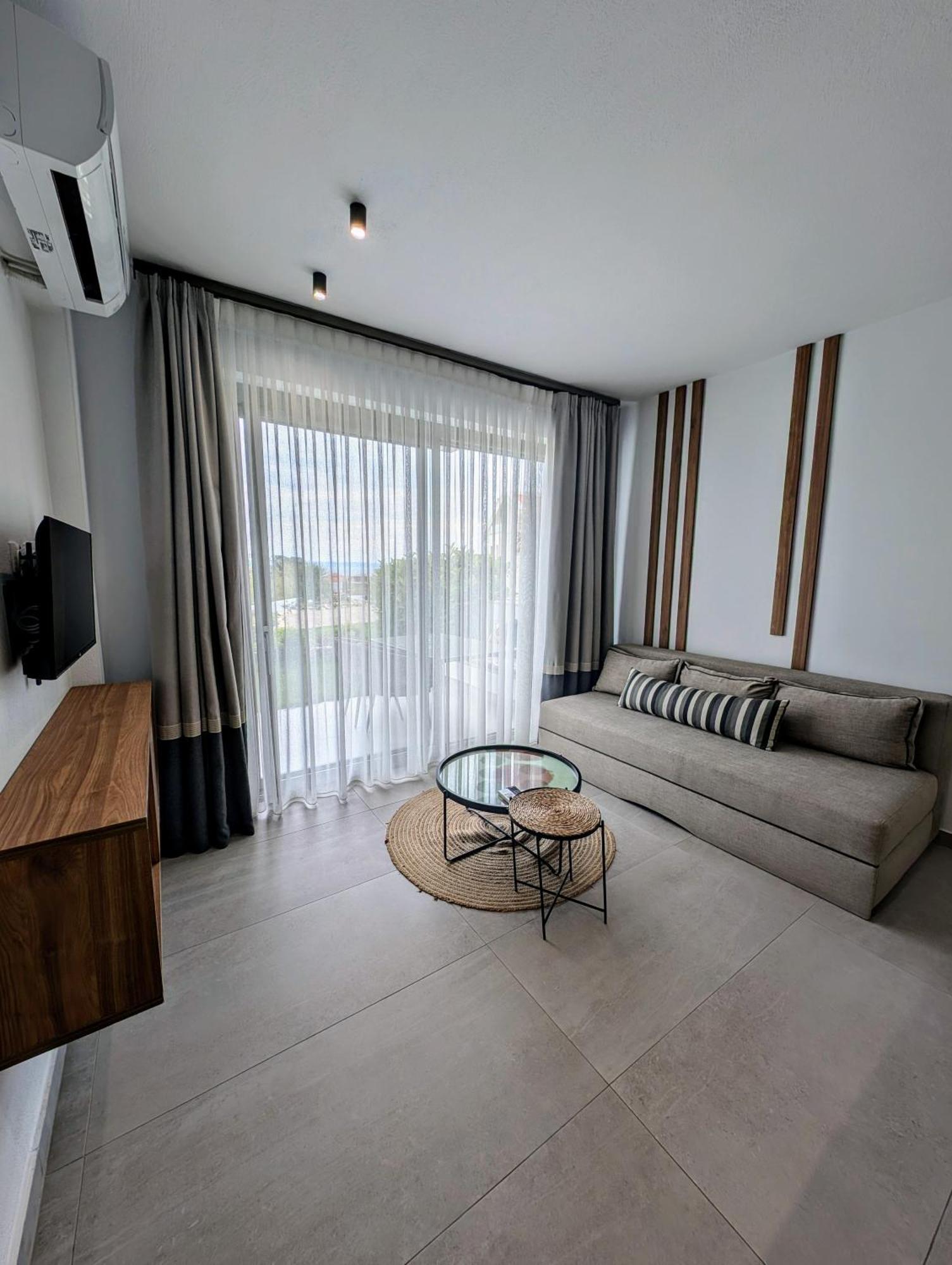Twins Yard Apartman Nikíti Kültér fotó